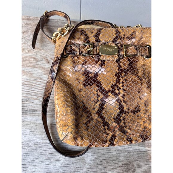 Michael Kors Crossbody Bag Women Snakeskin Print Leather Gold Tone Flap Snap Cha - Picture 3 of 7
